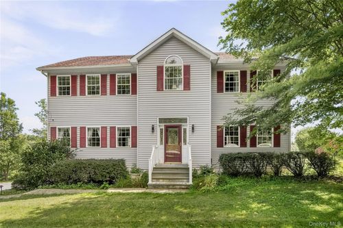 121 Conklingtown Rd, Chester, NY, 10918-1835 | Card Image