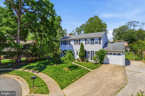 211 Whispering Wind Ct Se, VIENNA, VA, 22180-5818 | Card Image