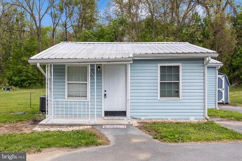 15442 Falling Waters Rd, WILLIAMSPORT, MD, 21795-2061 | Card Image