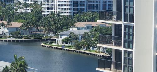 14c-1985 S Ocean Dr, Hallandale Beach, FL, 33009-5990 | Card Image