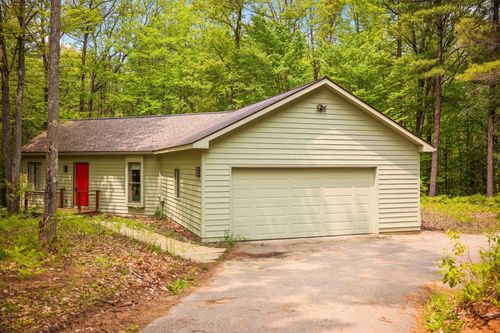 1631 Melody Ln, Interlochen, MI, 49643-9711 | Card Image