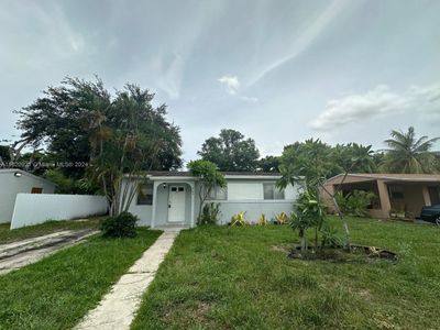 940 Nw 34th Way, House other with 3 bedrooms, 1 bathrooms and null parking in Lauderhill FL | Image 1