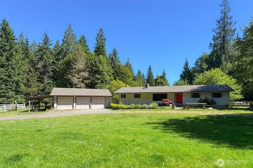 537 Herrick Rd, Port Angeles, WA, 98363-7150 | Card Image