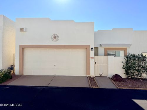2833 S Full Moon Drive, Tucson, AZ, 85713 | Card Image
