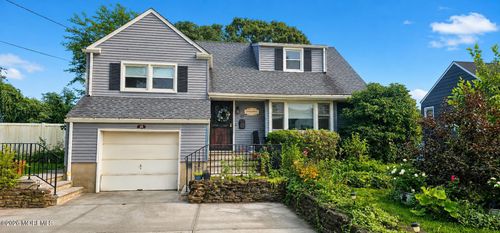10 Columbia Pl, Parlin, NJ, 08859-1004 | Card Image