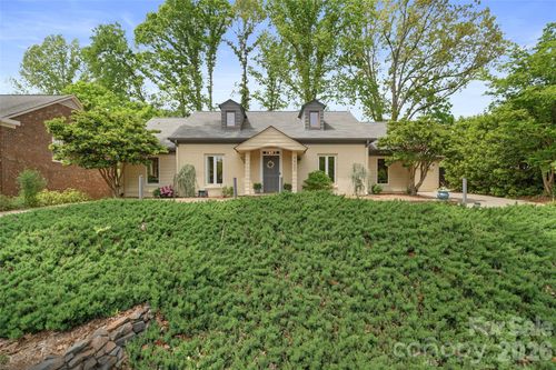 4400 Woods End Ln, Charlotte, NC, 28277-8639 | Card Image