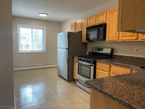 apt-4b-1 Lake Ave, East Brunswick, NJ, 08816-1803 | Card Image