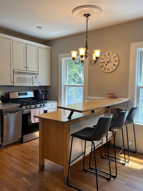 2-10 Playstead Rd, Boston, MA, 02125-1043 | Card Image