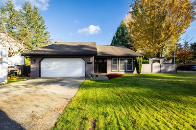 10230 158 St, House other with 3 bedrooms, 2 bathrooms and 6 parking in Surrey BC | Image 1