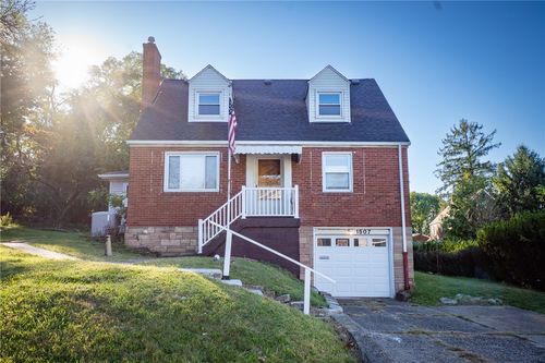 1507 Crane Ave, Pittsburgh, PA, 15220-4036 | Card Image