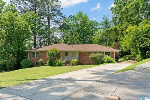 212 Beech Cir, Mountain Brk, AL, 35213-2022 | Card Image