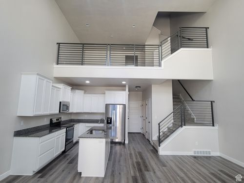 15040 S Wild Horse Way, Bluffdale, UT, 84065-1925 | Card Image