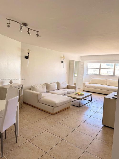 apt-8d-1881 Washington Ave, Miami Beach, FL, 33139-7412 | Card Image