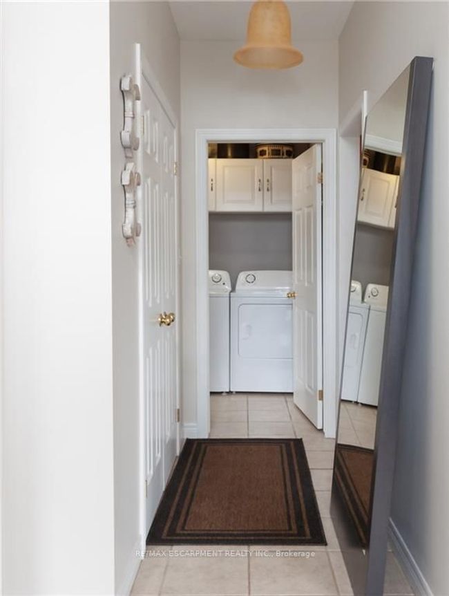 1 - 195 Wilson St W, House other with 2 bedrooms, 4 bathrooms and 2 parking in Ancaster ON | Image 29