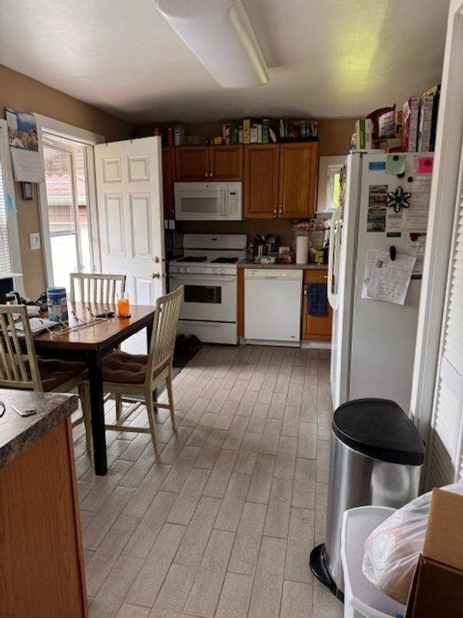 304 Highmoor Dr, House other with 2 bedrooms, 1 bathrooms and 2 parking in Round Lake Park IL | Image 5