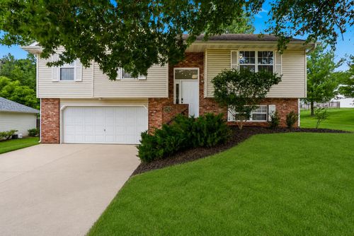 2403 Umc Dr, COLUMBIA, MO, 65201-8564 | Card Image