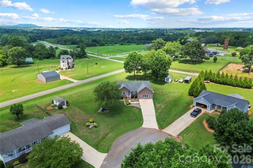 3955 Northernmistic Dr, Maiden, NC, 28650-8767 | Card Image