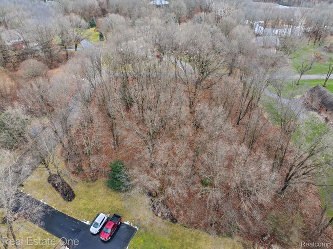 2423 Canterwood, Home with 0 bedrooms, 0 bathrooms and null parking in Highland MI | Image 7