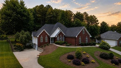 6015 Cedar Lake Trl, Loganville, GA, 30052-3312 | Card Image