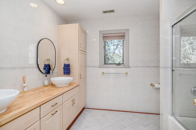 10 Edna Ct, House other with 4 bedrooms, 5 bathrooms and 10 parking in Brookfield CT | Image 34