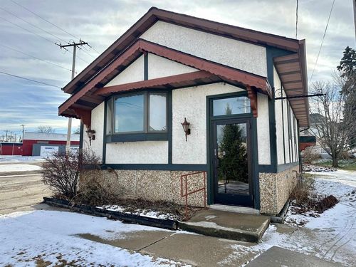 300 Fond Du Lac Street Street, MOUNT CALVARY, WI, 53057 | Card Image