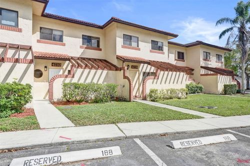 4732-4732 Nw 90th Ave, Sunrise, FL, 33351-5389 | Card Image