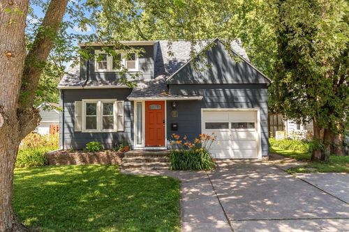 635 Grove Street, NEENAH, WI, 54956 | Card Image