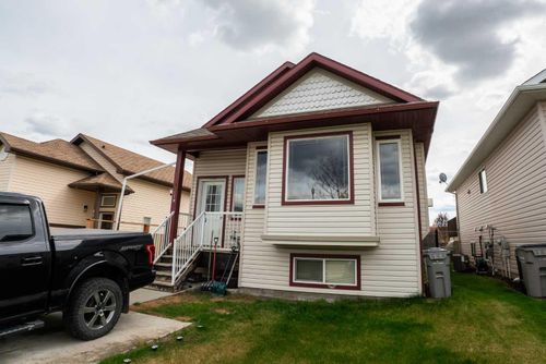 8841 69 Ave, Grande Prairie, AB, T8X0C1 | Card Image