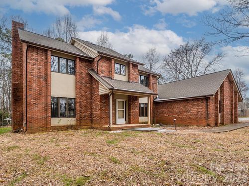 7600 Wallace Ln, Charlotte, NC, 28212-6426 | Card Image