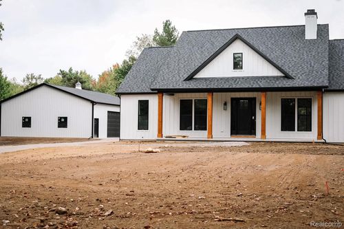 Parcel 2 E Coon Lake Rd, Genoa Township, MI, 48843 | Card Image