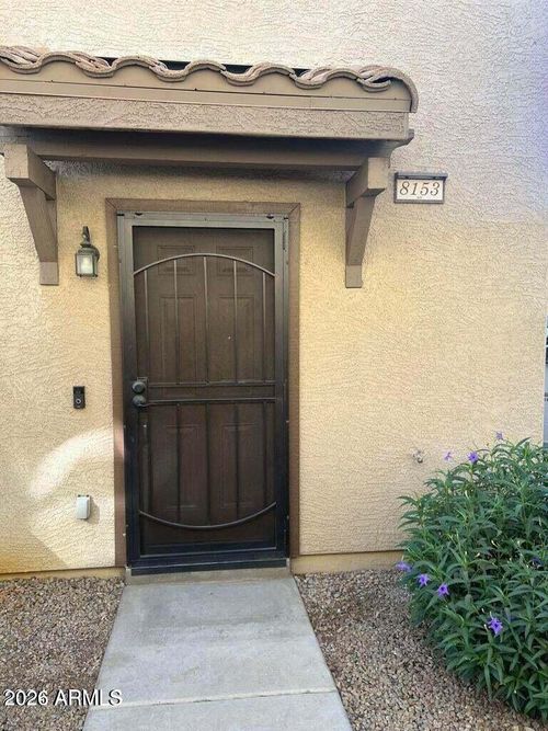 8153 W Groom Creek Rd, Phoenix, AZ, 85043-1138 | Card Image