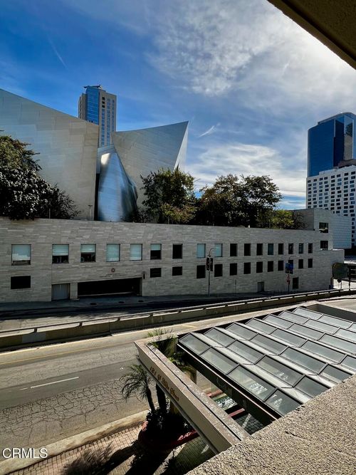 321-121 S Hope St, LOS ANGELES, CA, 90071-1400 | Card Image