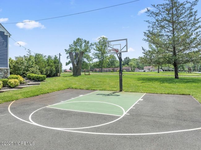 553 Colts Neck Rd, House other with 3 bedrooms, 3 bathrooms and null parking in Farmingdale NJ | Image 6