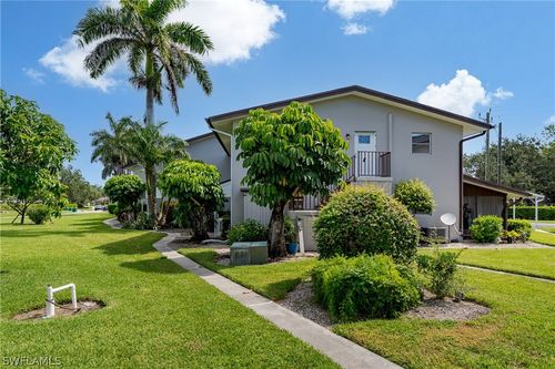 apt-b212-180 Cypress Way E, Naples, FL, 34110-1293 | Card Image