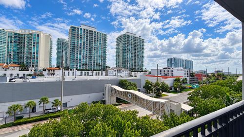 718-16909 N Bay Rd, Sunny Isles Beach, FL, 33160-4226 | Card Image