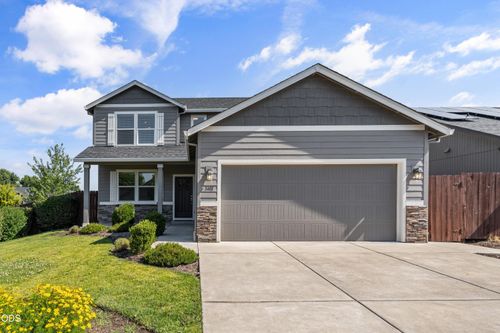 3401 Ford Dr, Medford, OR, 97504-4764 | Card Image