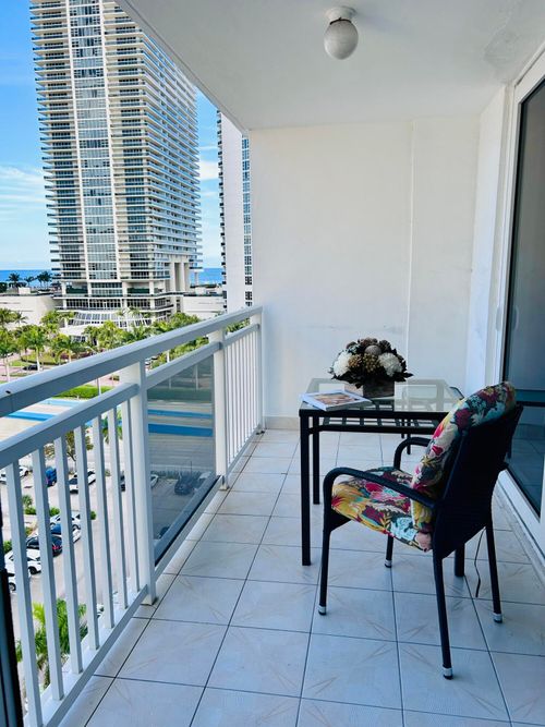 1105-1849 S Ocean Dr, Hallandale Beach, FL, 33009-4969 | Card Image