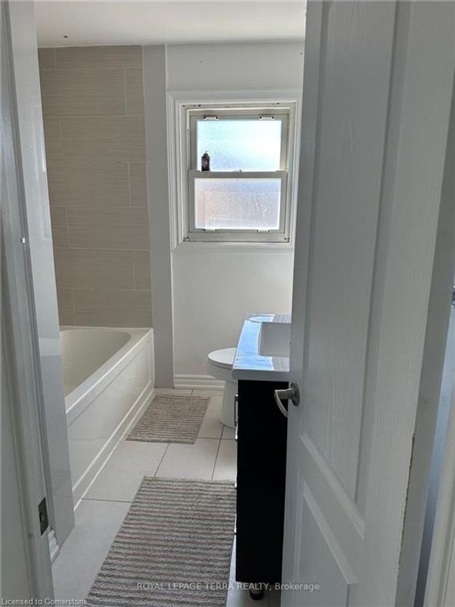 7384 Heximer Ave, House other with 3 bedrooms, 1 bathrooms and 2 parking in Niagara Falls ON | Image 6