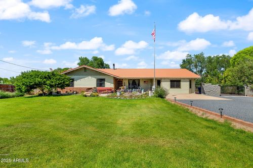 320 E 4th Ave, Eagar, AZ, 85925-9763 | Card Image