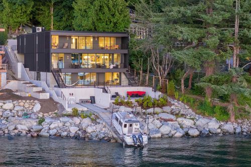 8885 Lawrence Way, West Vancouver, BC, V7W2T7 | Card Image