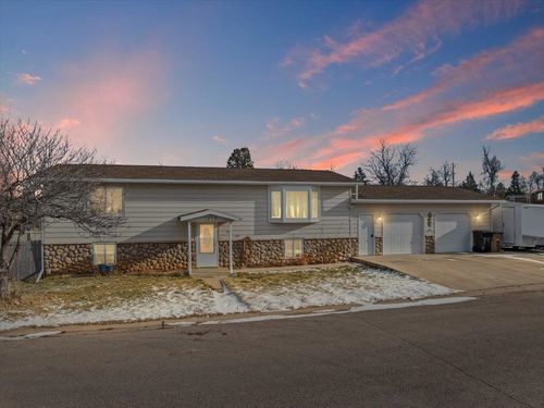 1219 Harmony Cir, Spearfish, SD, 57783-1656 | Card Image