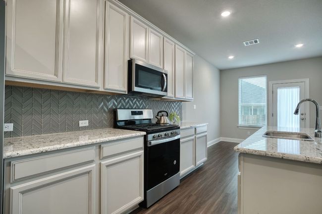 187 Glass Mountain Way, House other with 4 bedrooms, 4 bathrooms and 4 parking in Dripping Springs TX | Image 7