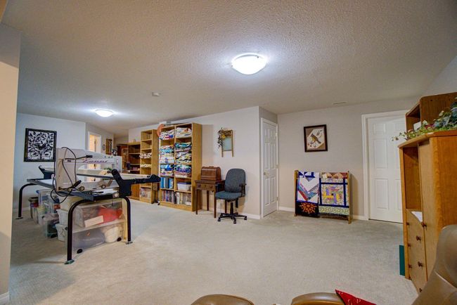 840 Dufferin St, House other with 4 bedrooms, 3 bathrooms and 6 parking in Granum AB | Image 36