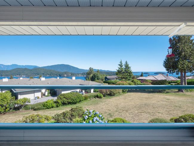 5 - 554 Eaglecrest Drive, Condo with 2 bedrooms, 2 bathrooms and 1 parking in Gibsons BC | Image 24