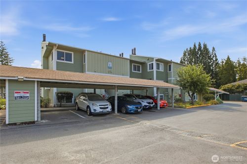 e38-22240 24th Ave S, Des Moines, WA, 98198-8812 | Card Image