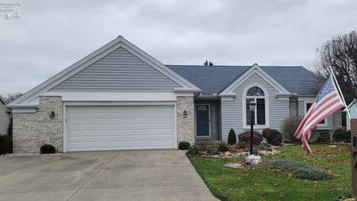 79 Lisa Ann Drive, Condo with 3 bedrooms, 2 bathrooms and 2 parking in Fremont OH | Image 3