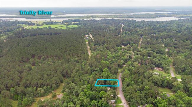 1209 Trinity Cove Dr, House other with 2 bedrooms, 1 bathrooms and null parking in Trinity TX | Image 25