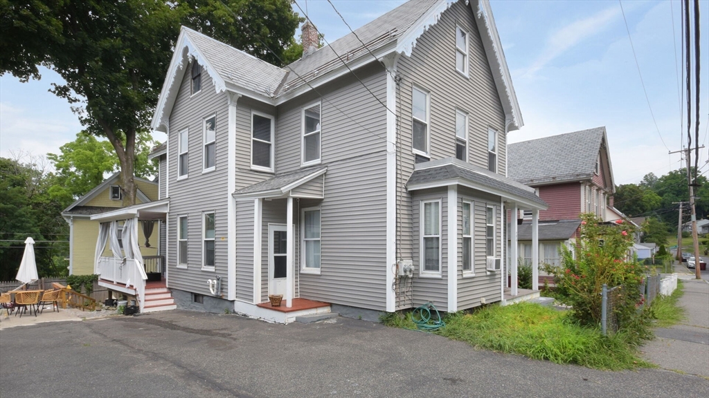 Residential Income in Lowell