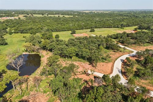 2001 W Forrest Hills Rd, Guthrie, OK, 73044 | Card Image