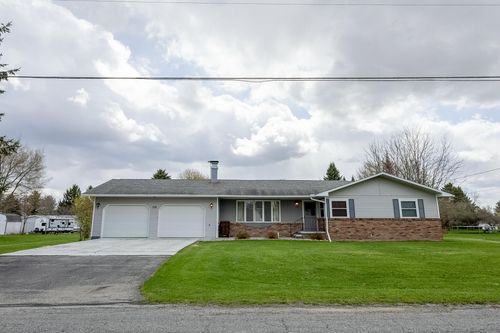 330 Johnson Street, Edmore, MI, 48829 | Card Image